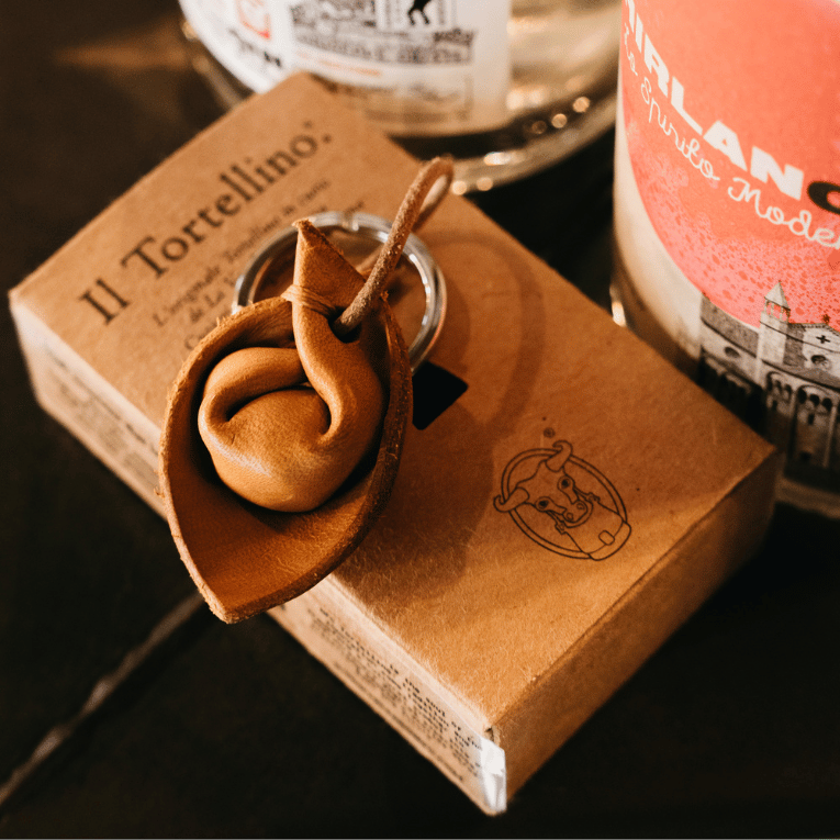 BRODO Kit (Bottiglia GIN + Portachiavi Tortellino Personalizzabile - GhirlanGINa