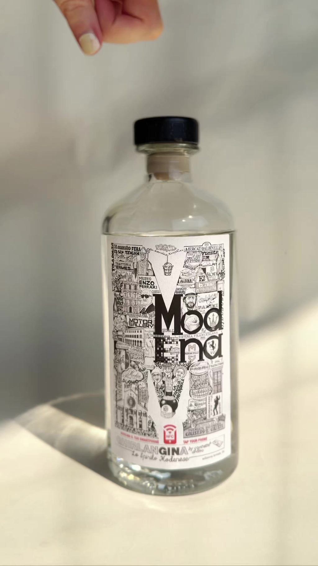 Gin GhirlanGINa "M di Modena" – Edizione Limitata "Nero Kina" |700ml Personalizzabile